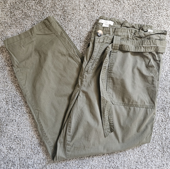Est. 1946 Women's Size 16W Khaki Pants With Matching Belt, Multiple Pockets - Picture 1 of 13